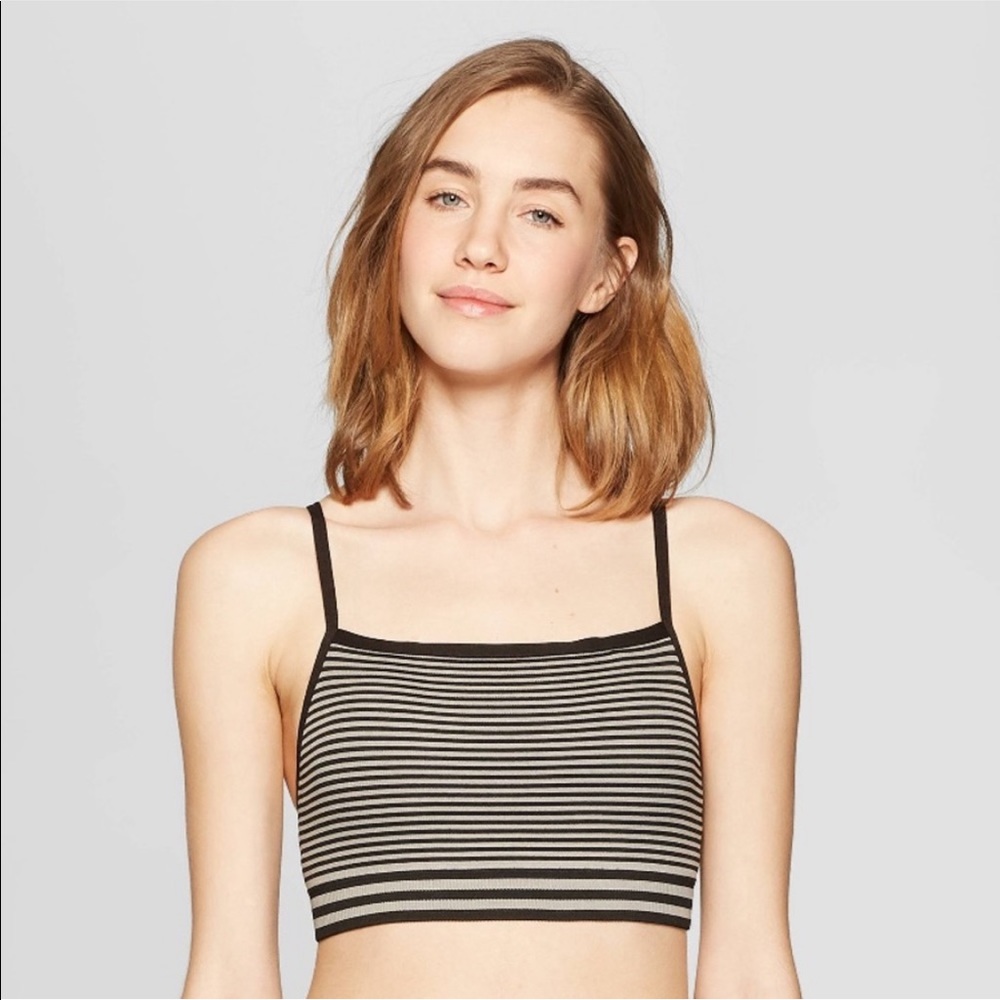 Colsie Stripe Long Line Sports Bra